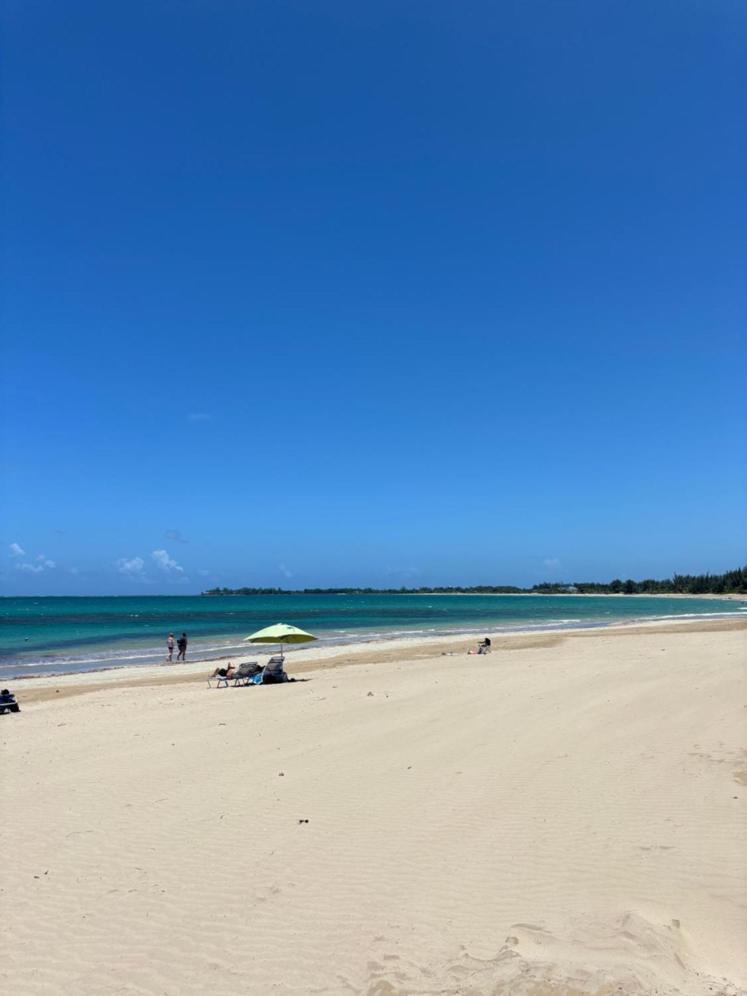 Isla Verde Modern Apartment With Pool San Juan Exterior photo